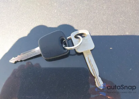 1999 Mercury Grand Marquis Gs z USA, uszkodzony, nr VIN 2MEFM74W1XX605225